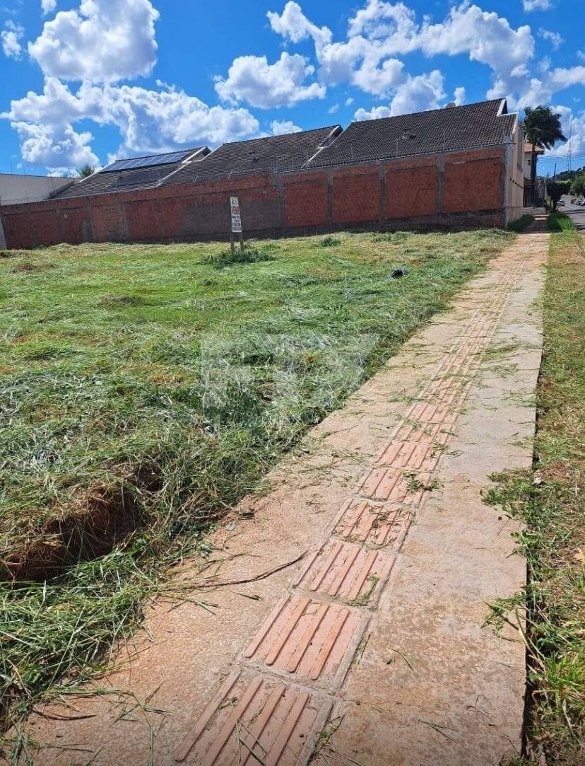Terreno à venda - Jardim TV Morena,Campo Grande
